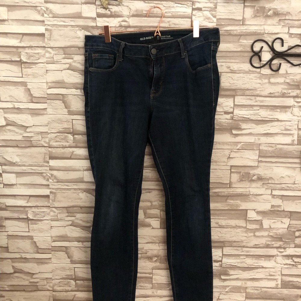 Old Navy Rockstar skinny jeans: size 12R